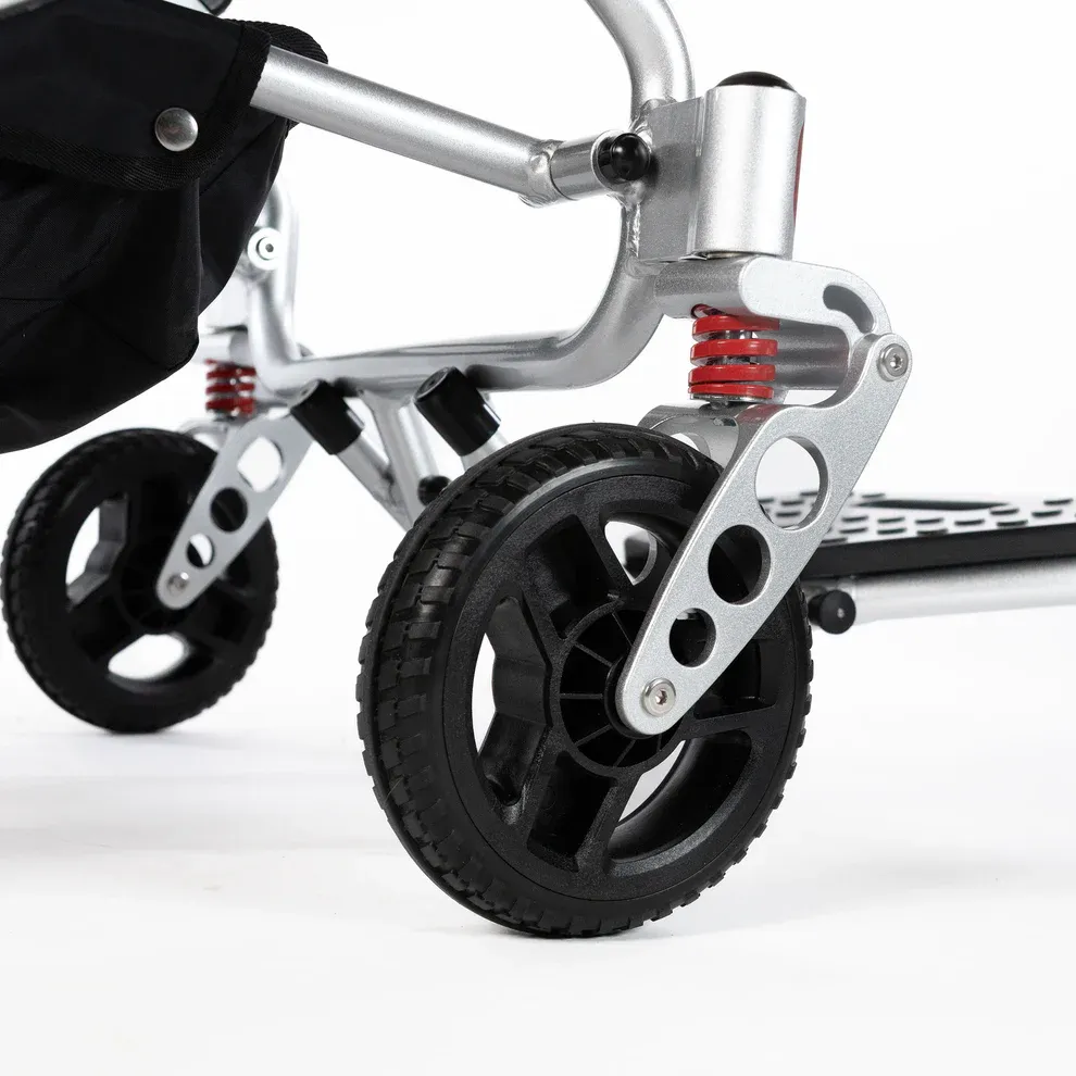 19_CITY_2_PLUS_SILVER_front_wheel_-_right_side.webp
