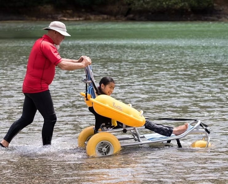 Water Wheels - Floating Water Wheelchair Accessrec 4